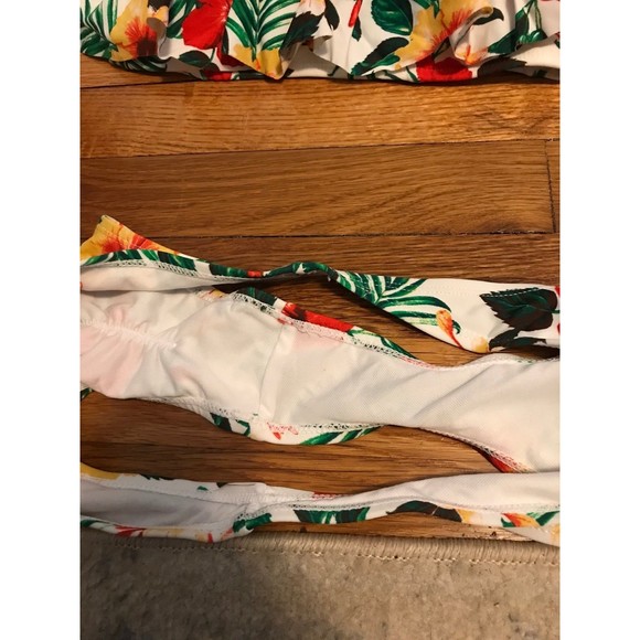 Tropical hawaiin Bikini - Picture 5 of 6